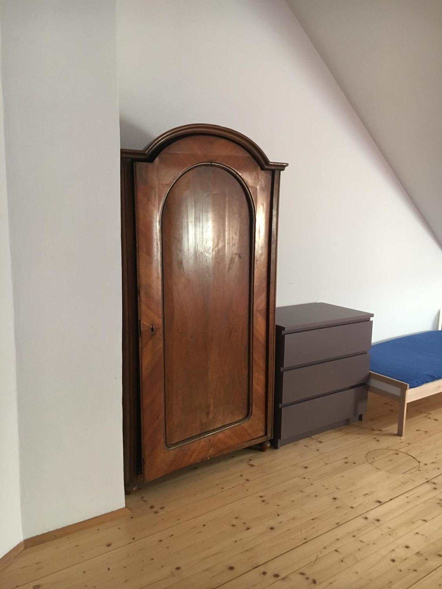 Dachapartment Mit 2 Schlafzimmern Грац Екстериор снимка